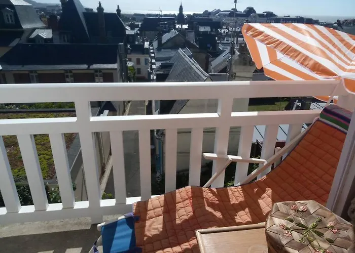 La Normandie En Bord De Apartment